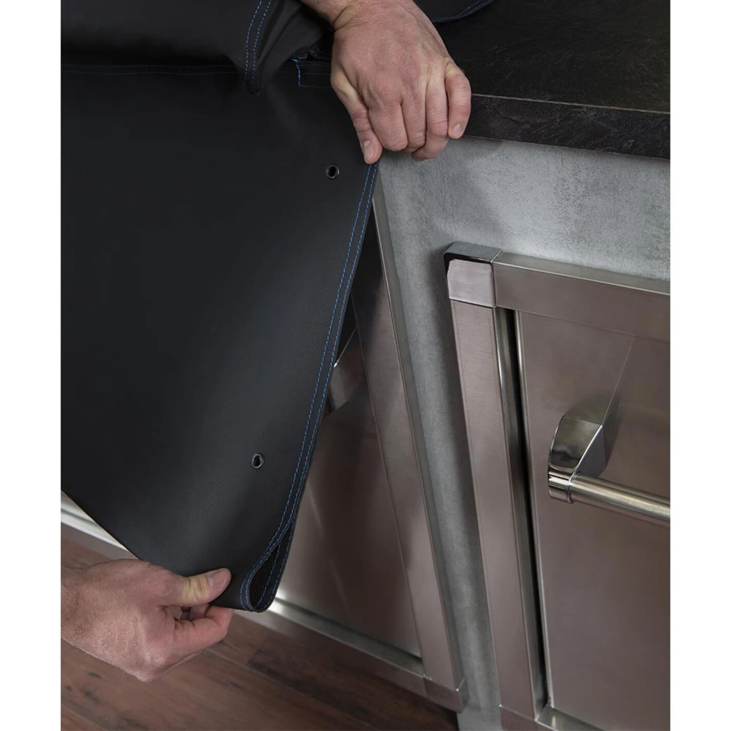 Housse Barbecue Encastrable Regal / Imperial 4 Brûleurs - Broil King 4 Housse Barbecue Encastrable Regal / Imperial 4 Brûleurs - Broil King – Image 4